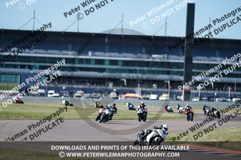 Rockingham no limits trackday;enduro digital images;event digital images;eventdigitalimages;no limits trackdays;peter wileman photography;racing digital images;rockingham raceway northamptonshire;rockingham trackday photographs;trackday digital images;trackday photos